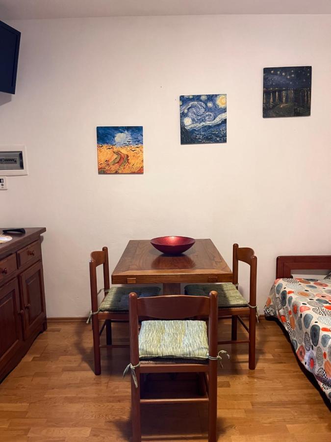 Appartement La Casina Di Checco à Marciana Marina  Extérieur photo
